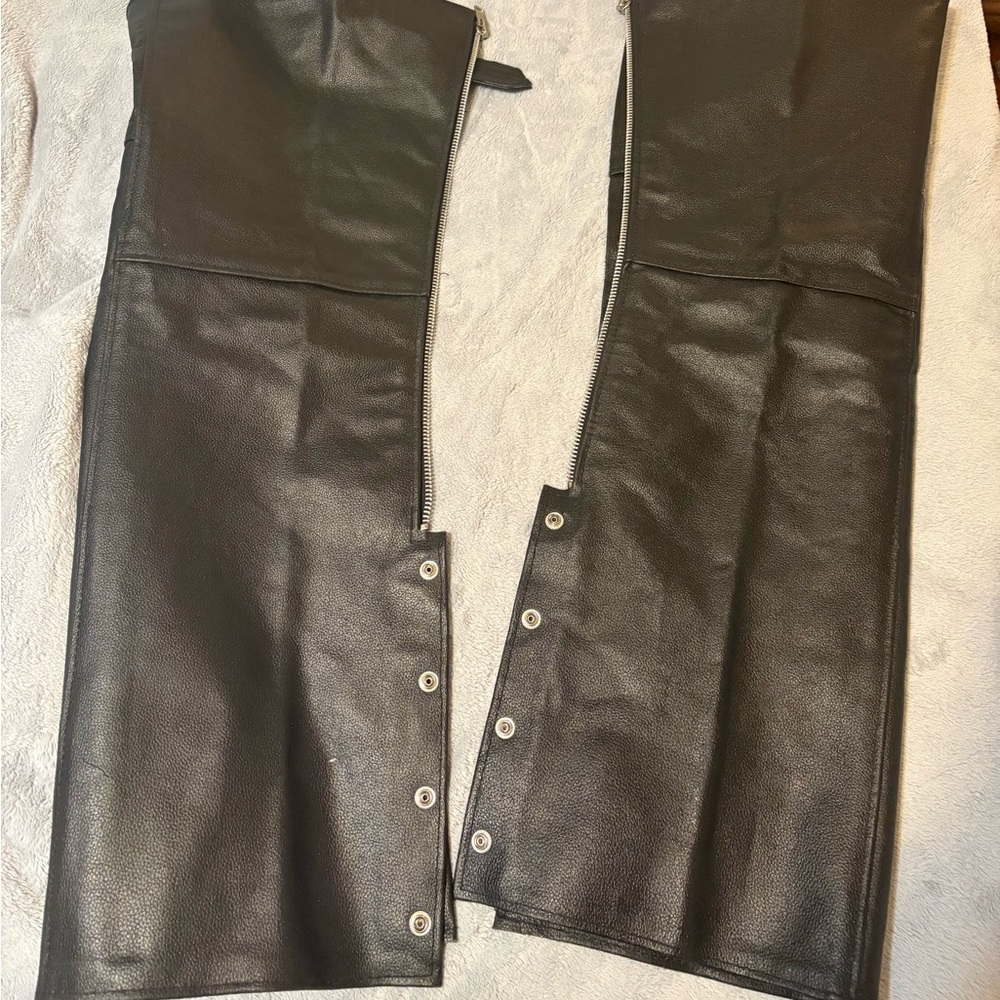 Hot Leathers XL Black Leather Chaps